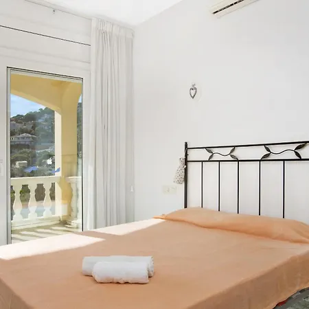 Villa Cor - *